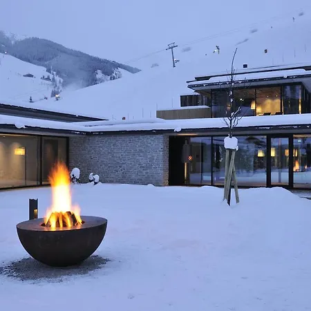 Hotell Wiesergut Saalbach-Hinterglemm